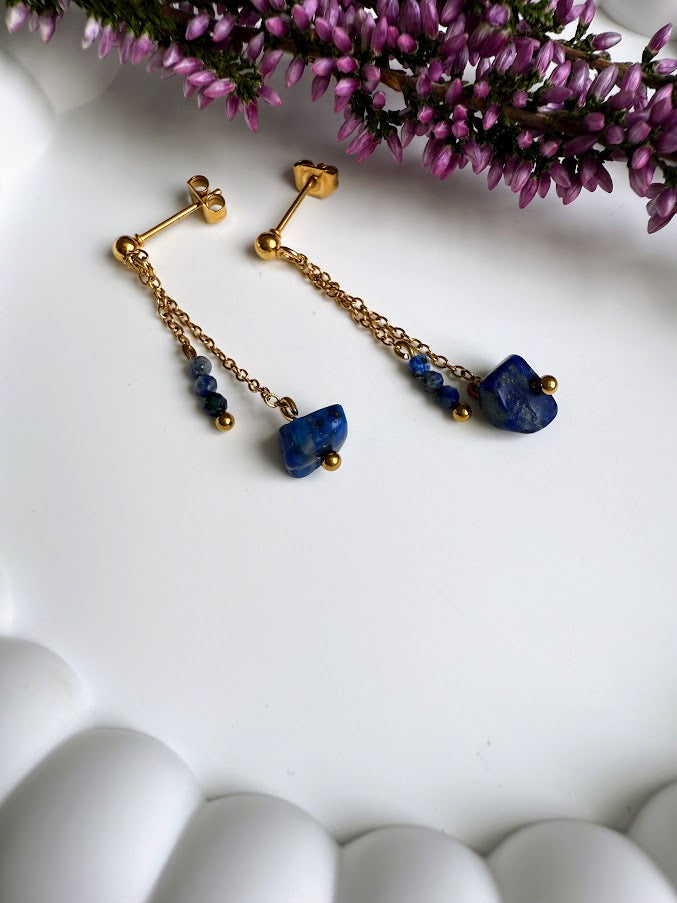 Doppelketten-Anhängeohrringe "Inner Wisdom" mit Lapislazuli