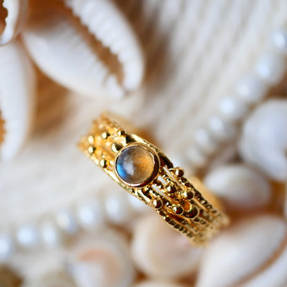 Ring "Inner Balance" mit Labradorit