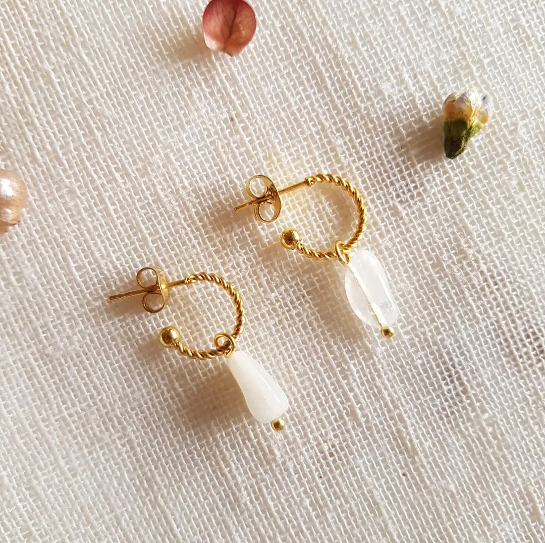 Creolen "Inner Glow" mit Mondstein