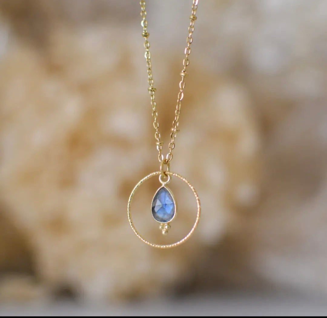 Halskette "Mystic Circle" mit Labradorit